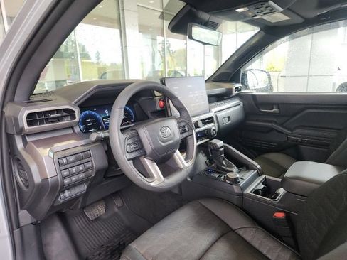 Used 2024 Toyota Tacoma TRD Off-Road w/ TRD Off Road Premium Package AWD/4WD image 18