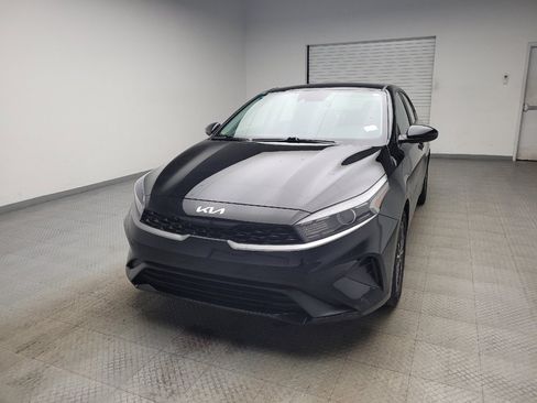 Used 2022 Kia Forte LXS FWD image 15