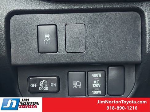 Used 2023 Toyota Tacoma TRD Off-Road RWD image 23