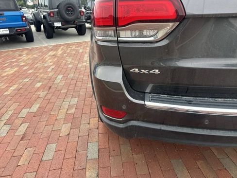 Used 2021 Jeep Grand Cherokee Limited w/ Sun & Sound Group AWD/4WD image 8