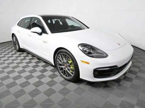 Used 2023 Porsche Panamera 4 w/ Premium Package AWD/4WD image 25