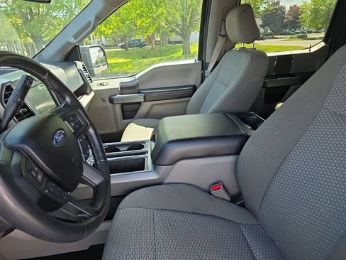 Used 2017 Ford F150 XLT w/ Equipment Group 302A Luxury AWD/4WD image 22
