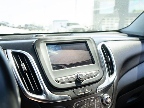 Used 2024 Chevrolet Equinox LT image 24