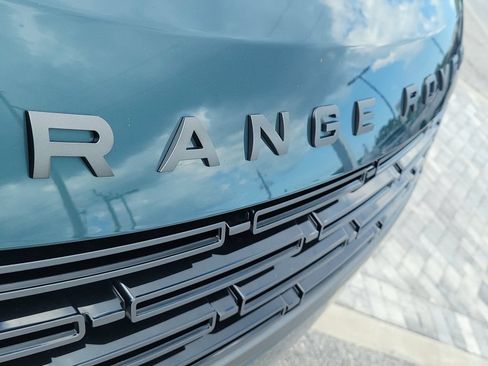 New 2026 Land Rover Range Rover Sport SE AWD/4WD image 9