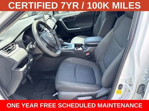 Used 2022 Toyota RAV4 LE AWD/4WD image 14