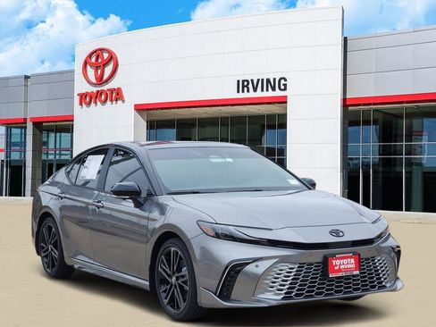 Used 2025 Toyota Camry XSE w/ Premium Plus Package FWD image 2