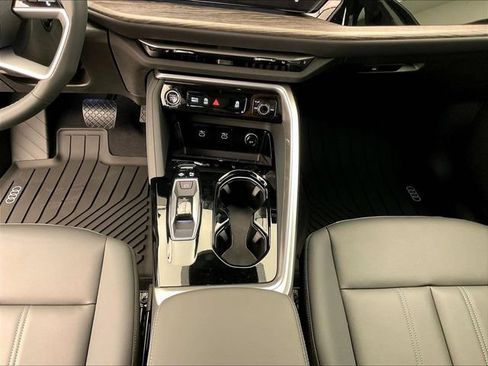 New 2026 Audi Q5 Premium Plus AWD/4WD image 10