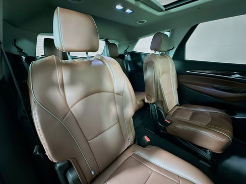 Used 2020 Buick Enclave Avenir w/ Avenir Technology Package image 29