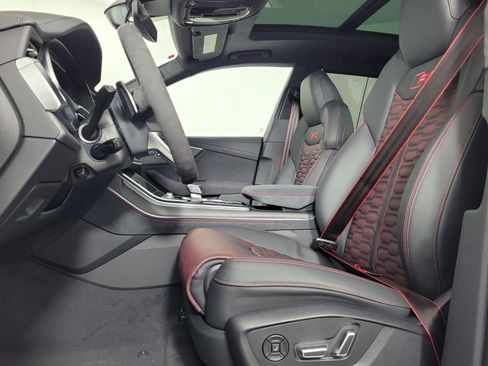 New 2026 Audi RS Q8 performance image 16