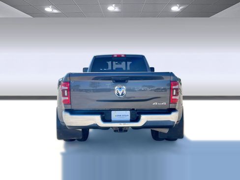 Used 2024 RAM 3500 Tradesman w/ Chrome Appearance Group image 9