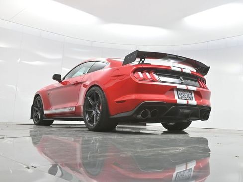 Used 2020 Ford Mustang Shelby GT500 w/ Technology Package RWD image 55