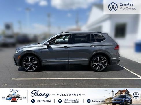 Certified 2022 Volkswagen Tiguan SEL R-Line AWD/4WD image 4
