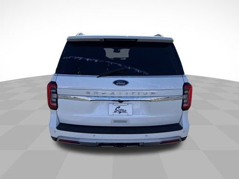 Used 2022 Ford Expedition Max Limited image 8