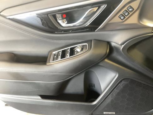 Used 2024 Subaru Outback Limited image 17