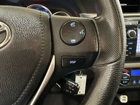 Used 2015 Toyota Corolla LE image 15