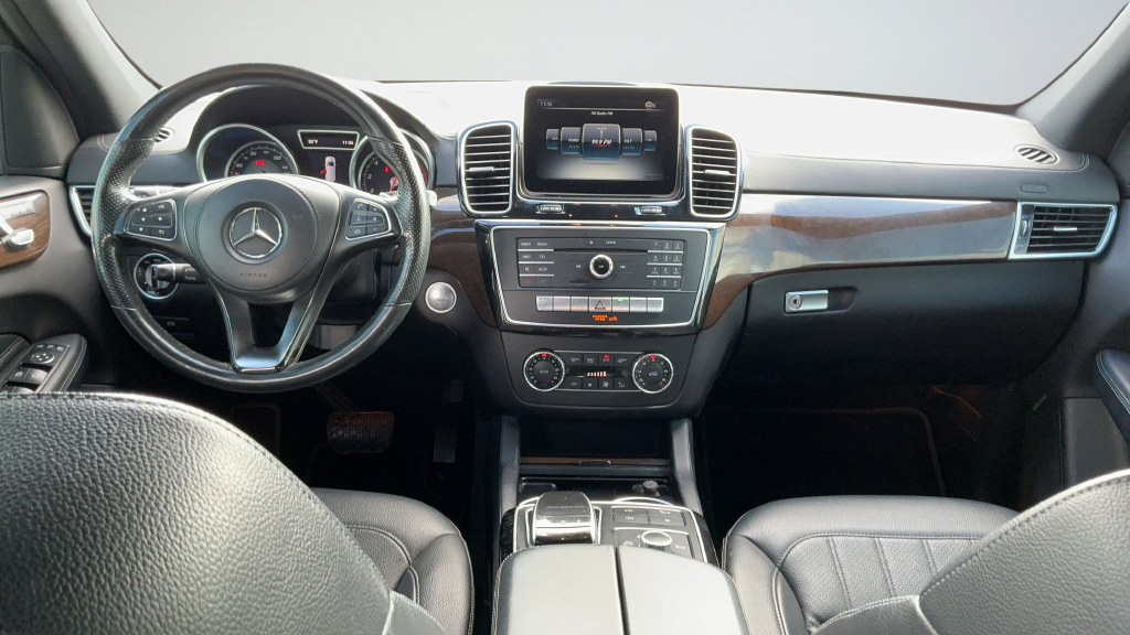 Used 2017 Mercedes-Benz GLS 450 4MATIC image 7