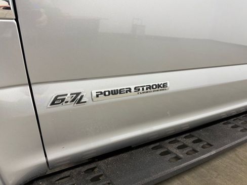 Used 2021 Ford F250 Lariat w/ Tremor Off-Road Package image 9