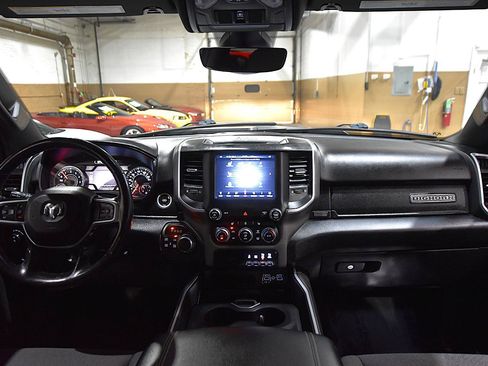 Used 2020 RAM 1500 Big Horn AWD/4WD image 35