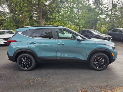New 2026 Kia Seltos EX w/ EX Sunroof Package image 4