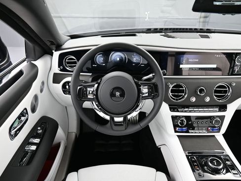 New 2026 Rolls-Royce Ghost AWD/4WD image 17