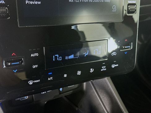 Used 2023 Hyundai Tucson SEL w/ Convenience Package AWD/4WD image 22