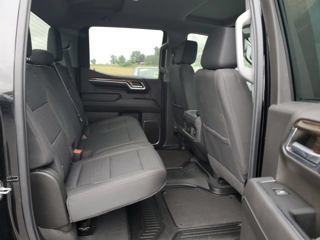 Used 2023 Chevrolet Silverado 1500 RST w/ Redline Edition AWD/4WD image 21