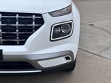 Certified 2024 Hyundai Venue Limited image 3
