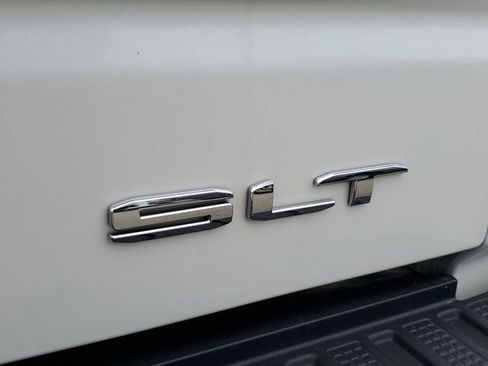 Used 2022 GMC Sierra 1500 SLT w/ SLT Premium Plus Package image 10