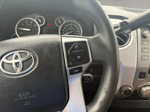 Used 2014 Toyota Tundra SR5 AWD/4WD image 17