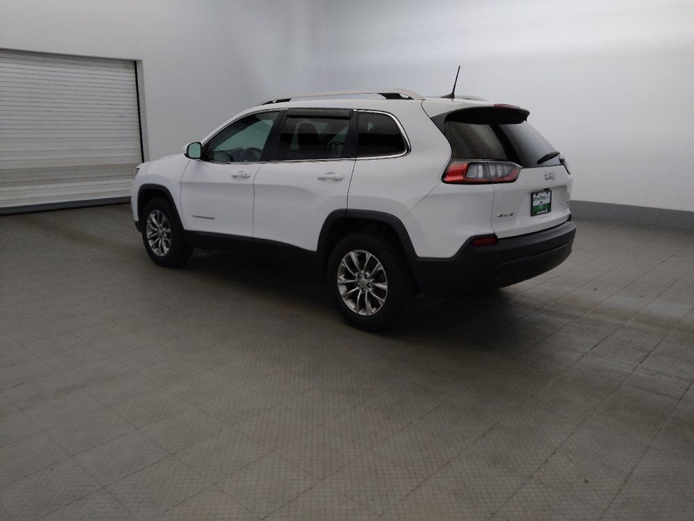 Used 2019 Jeep Cherokee Latitude Plus w/ Cold Weather Group AWD/4WD image 3