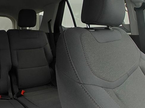 Used 2025 Ford Explorer Active RWD image 20