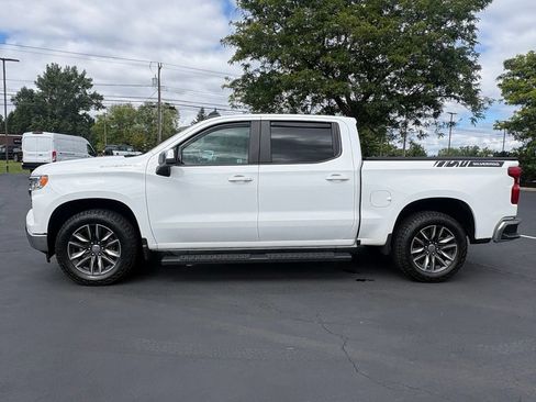 Used 2023 Chevrolet Silverado 1500 LT w/ Protection Package AWD/4WD image 2