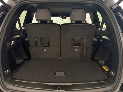 New 2025 Jeep Grand Cherokee L Laredo image 23