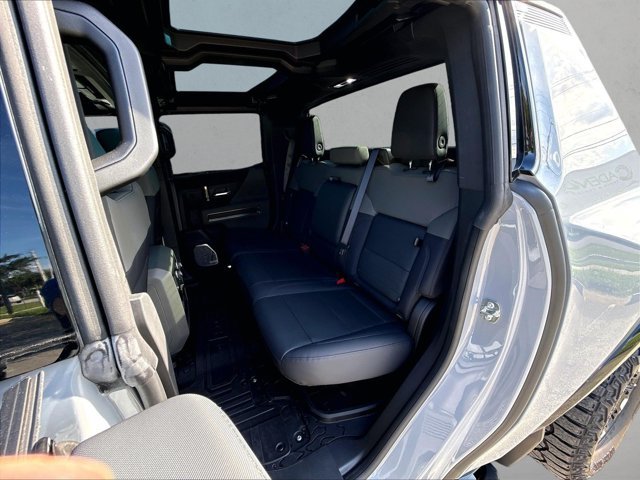 Used 2025 GMC Hummer EV 3X w/ Battery Pack, 24 Module Pack AWD/4WD image 28