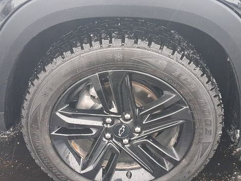 Used 2024 Chevrolet Trax ACTIV w/ Sunroof Package image 12