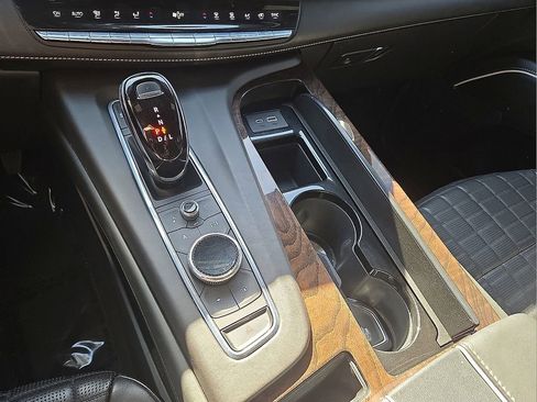 Used 2021 Cadillac Escalade ESV Sport Platinum image 28