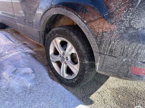 Used 2013 Ford Escape SE image 12