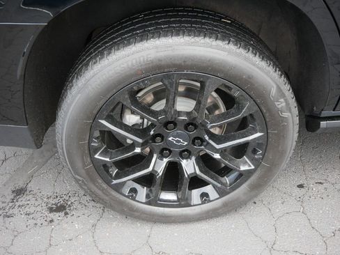 Used 2023 Chevrolet Tahoe High Country AWD/4WD image 8