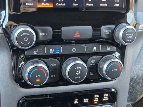 Used 2022 RAM 1500 Laramie RWD image 26