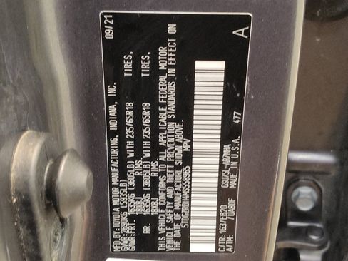Used 2021 Toyota Highlander XLE AWD/4WD image 33