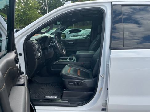 Used 2022 GMC Sierra 1500 AT4 w/ AT4 Premium Package AWD/4WD image 28