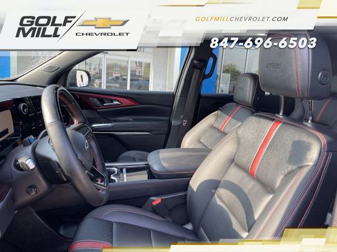 Used 2026 Chevrolet Traverse RS AWD/4WD image 16