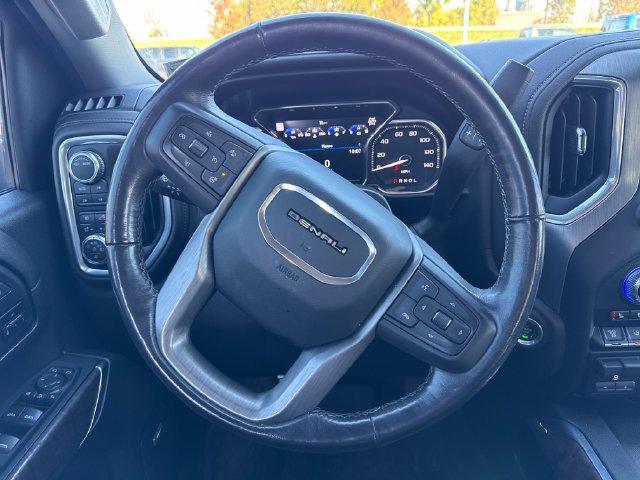 Used 2022 GMC Sierra 2500 Denali w/ Denali Ultimate Package AWD/4WD image 23