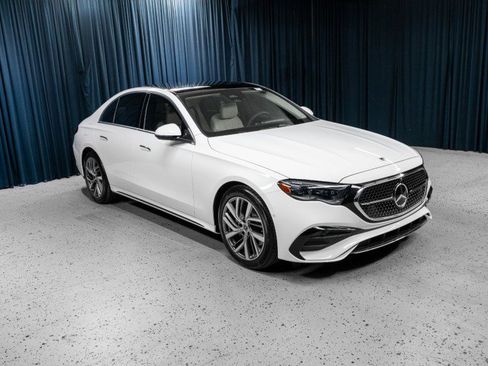 New 2026 Mercedes-Benz E 350 Sedan image 3