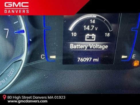 Used 2018 Chrysler Pacifica Touring-L image 23