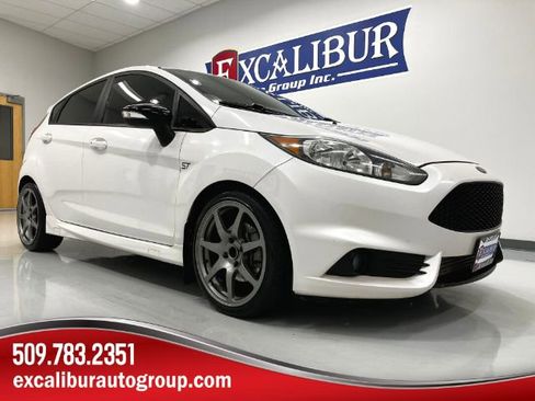 Used 2016 Ford Fiesta ST image 1