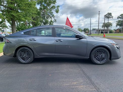 New 2026 Nissan Sentra SV w/ Floor Mat Package FWD image 2