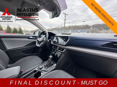 Used 2023 Volkswagen Taos SE image 17