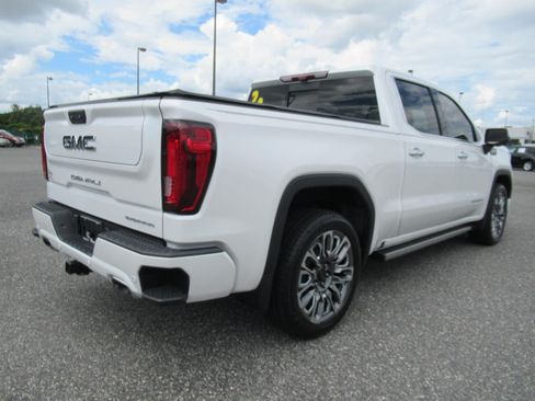 Used 2024 GMC Sierra 1500 Denali Ultimate AWD/4WD image 7