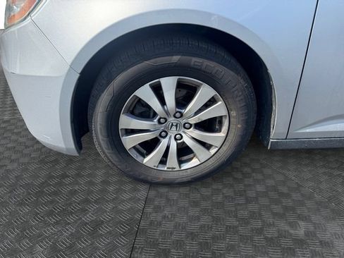 Used 2014 Honda Odyssey EX image 12